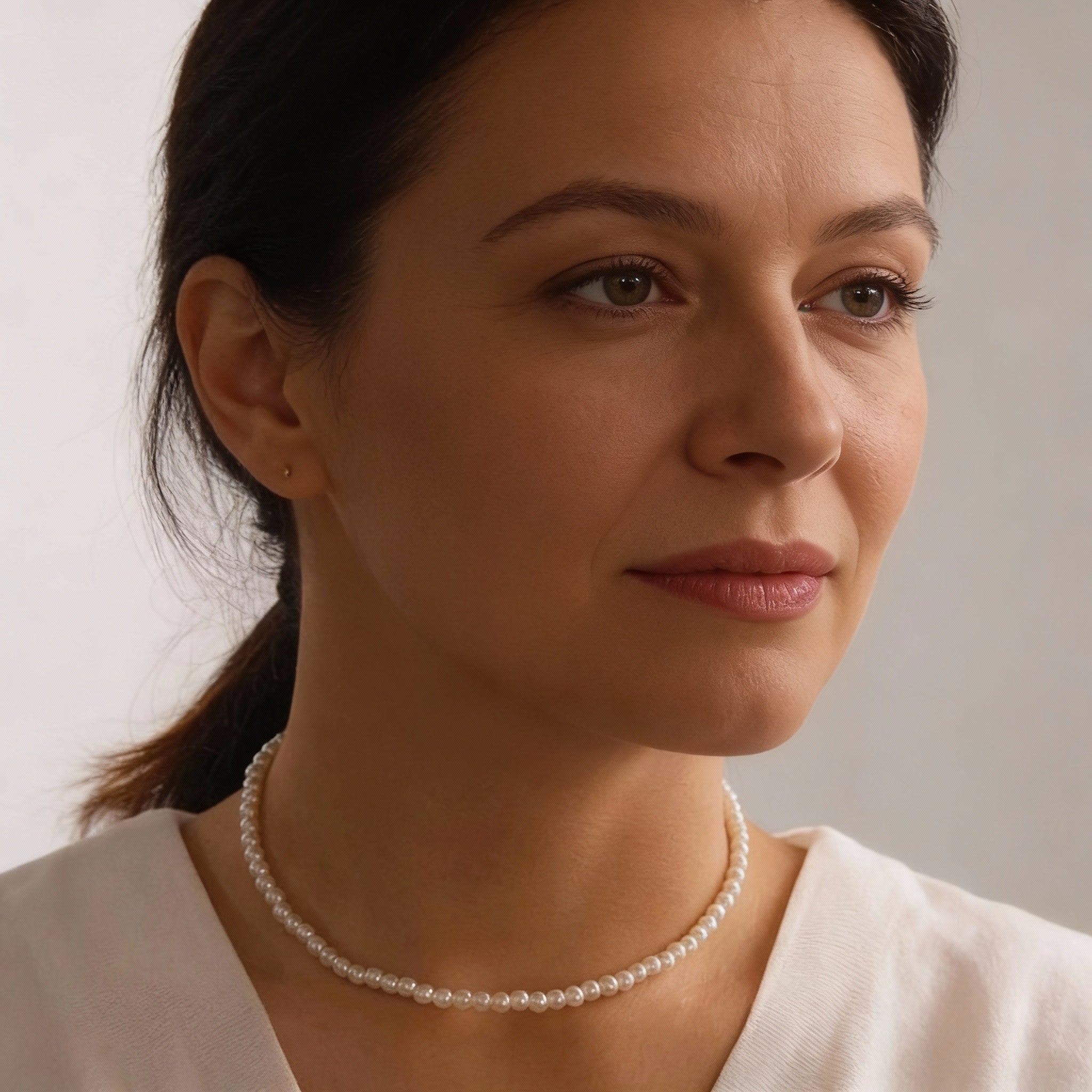 Naszyjnik ze Srebrnymi Koralikami