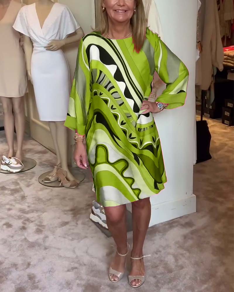 Lilianna – Kolorowa sukienka z nadrukiem